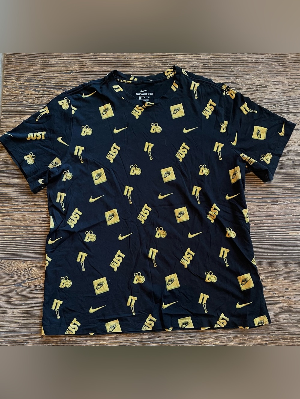 Nike Men’s XL Black & Gold Graphic 'Basketball Just Do It' Tee